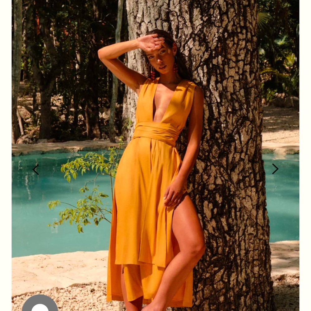 Elegant Yellow Sleeveless Dress